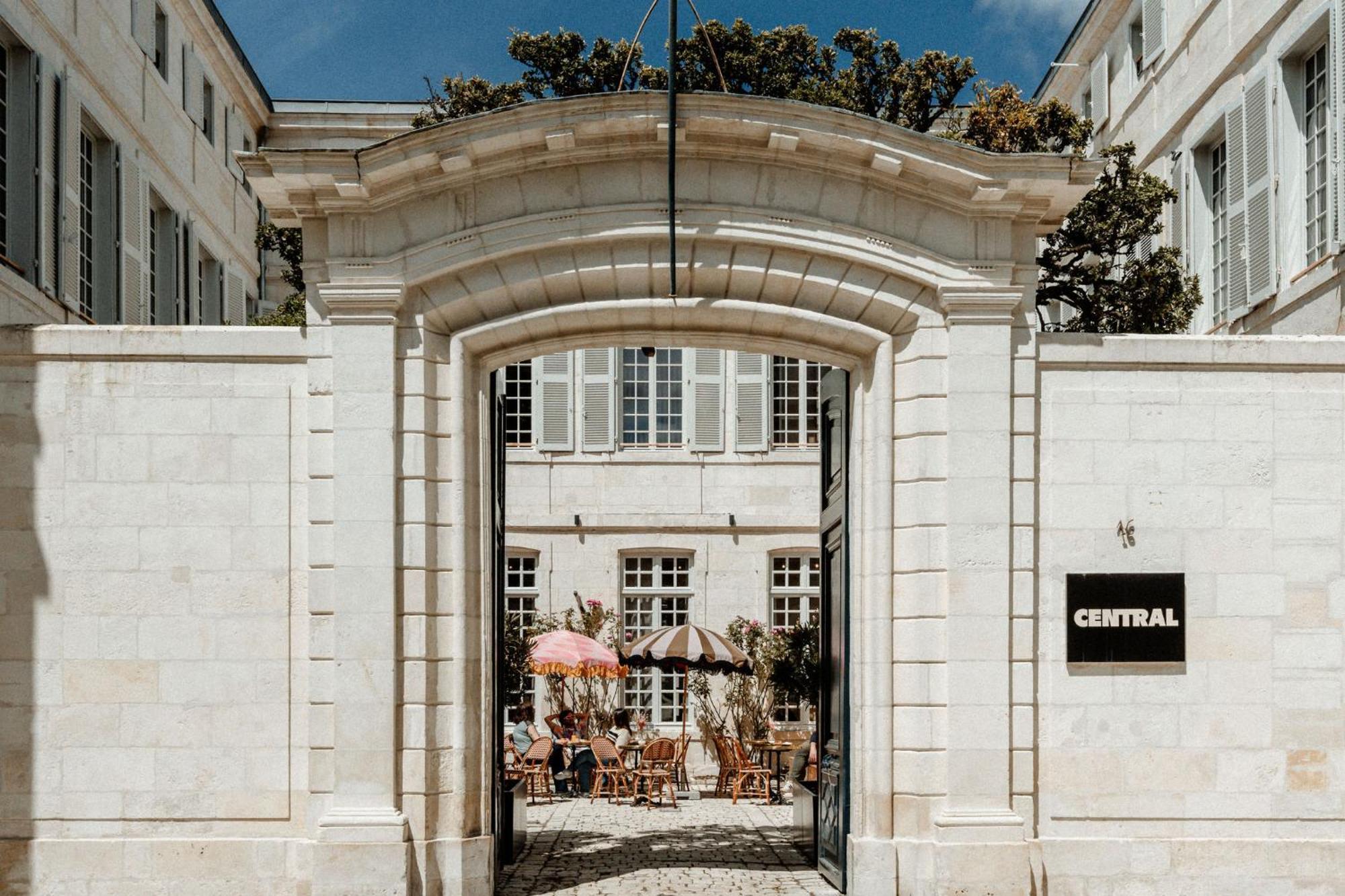 Central Hostel La Rochelle Centre エクステリア 写真