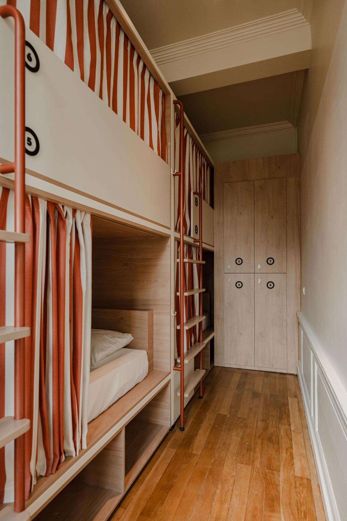 Central Hostel La Rochelle Centre エクステリア 写真