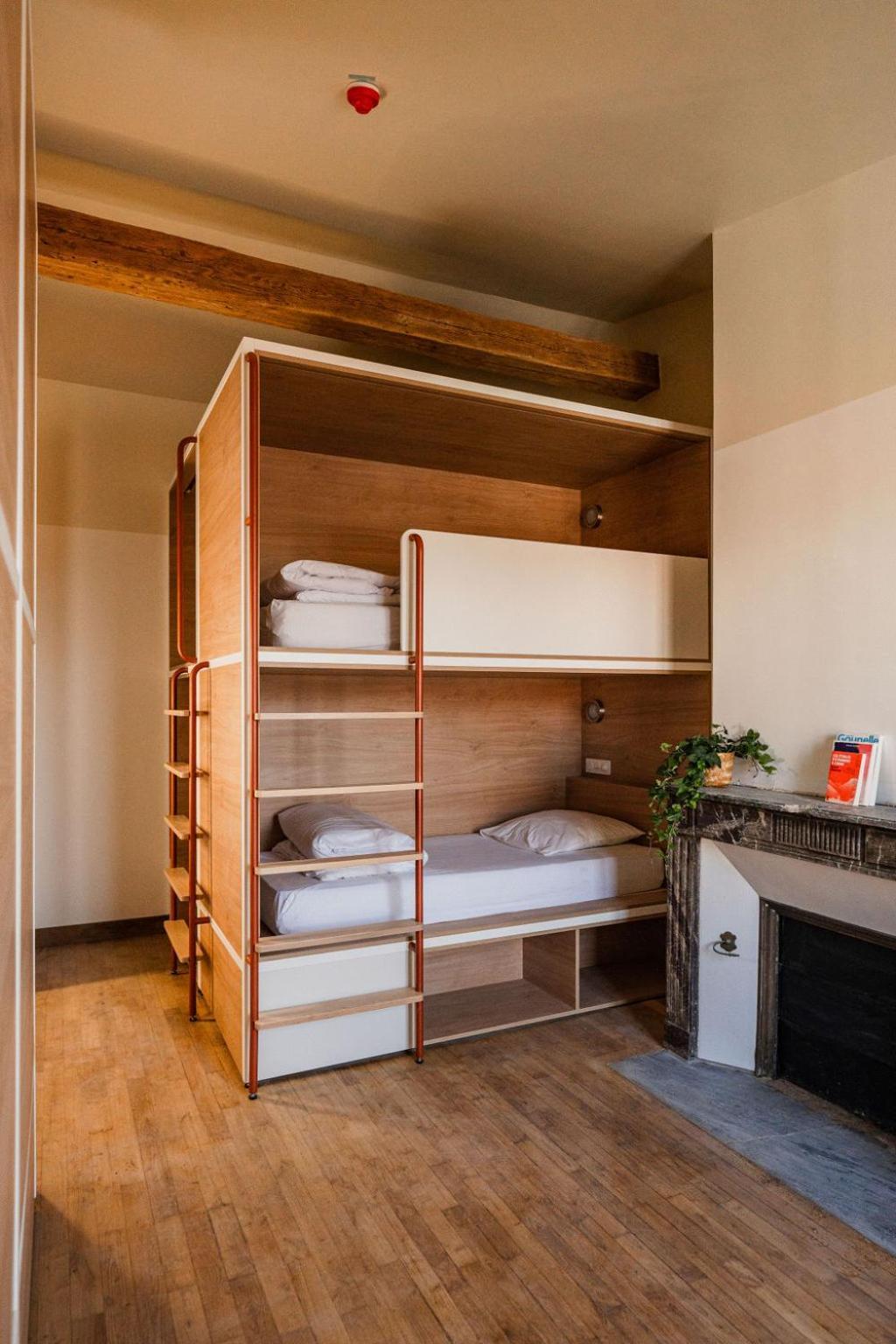 Central Hostel La Rochelle Centre エクステリア 写真