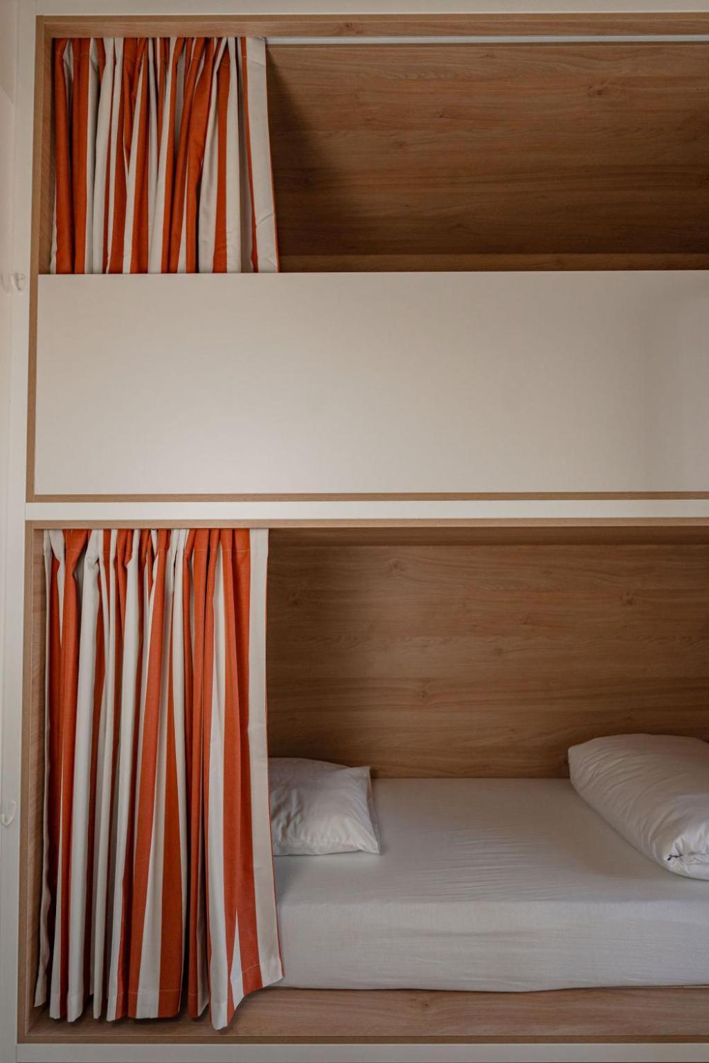Central Hostel La Rochelle Centre エクステリア 写真
